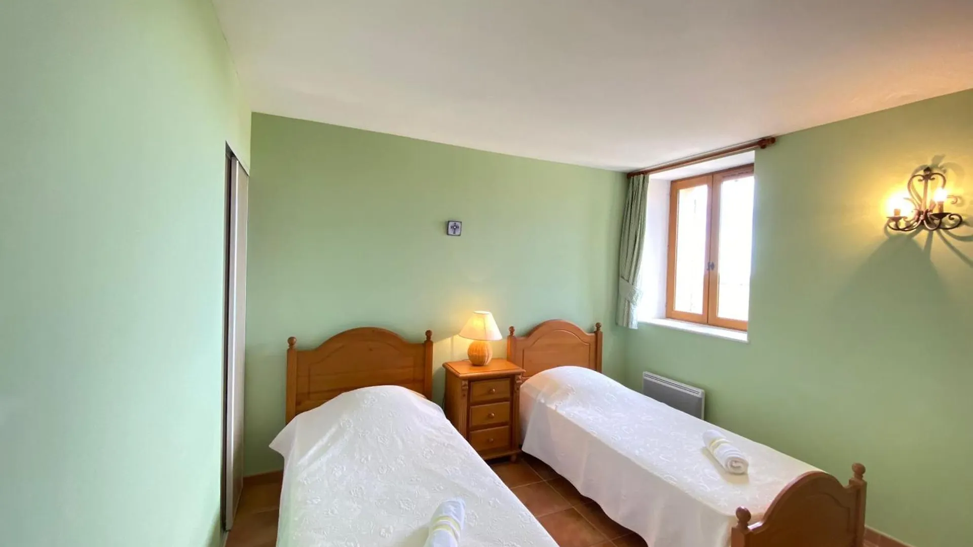 04B8 Beautiful T3 In The Heart Of Lavender - Pool Apartment Brunet